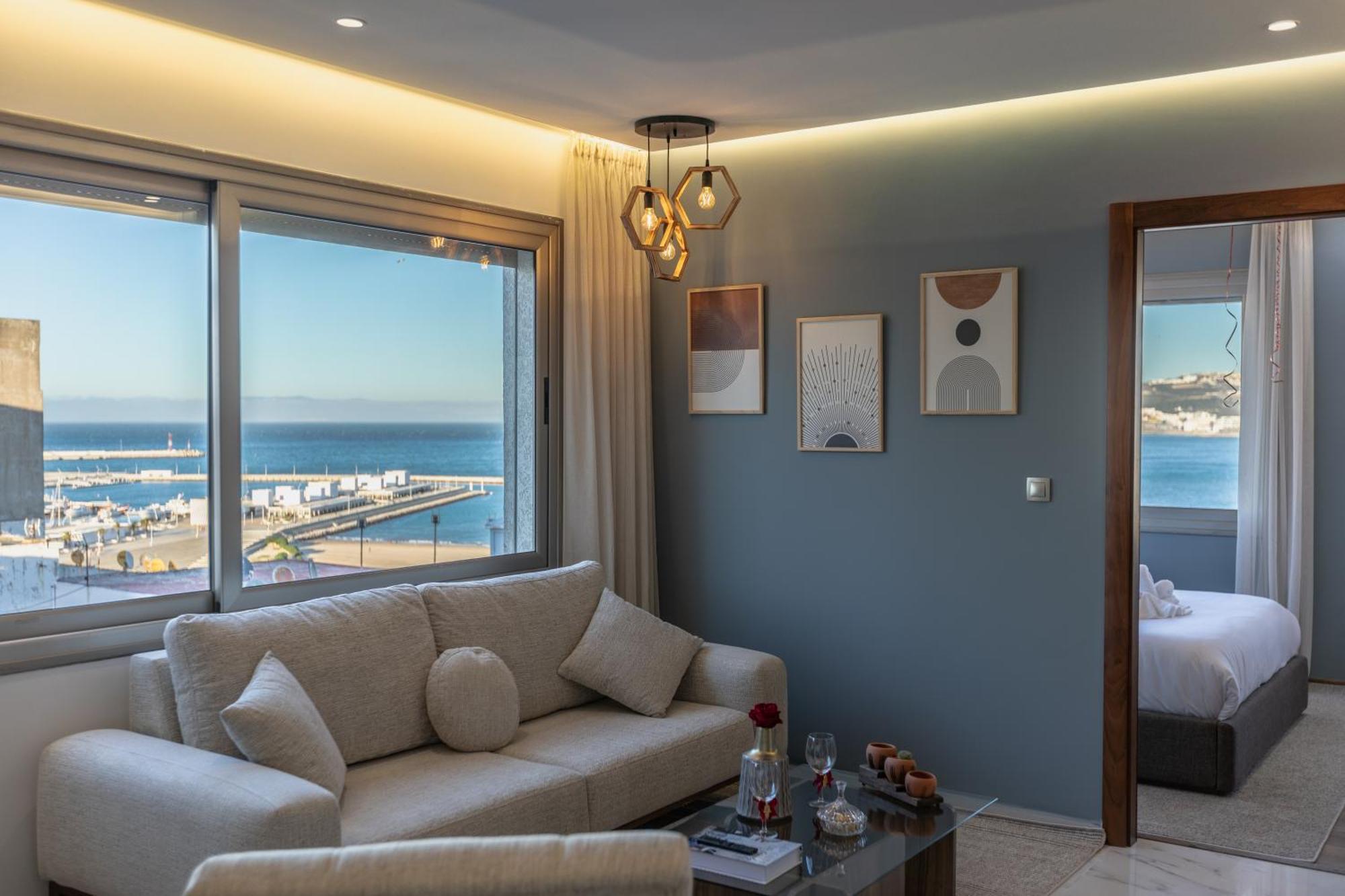 Marina View Residence Luxurious Studio Retreat With Stunning Ocean Views 1 Double Bedroom, 1 Convertible Couch Tanger Exteriör bild