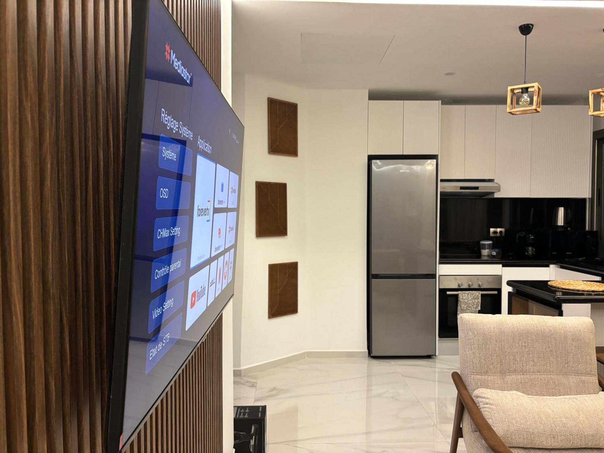 Marina View Residence Luxurious Studio Retreat With Stunning Ocean Views 1 Double Bedroom, 1 Convertible Couch Tanger Exteriör bild